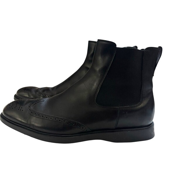 TOD\'S Mens Lug Sole Chelsea Boot Black Leather Size 7.5 wing tip detail main image 6